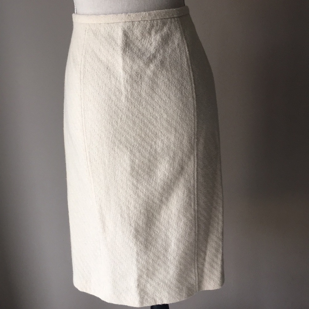 Skirt - Picture 5 of 8